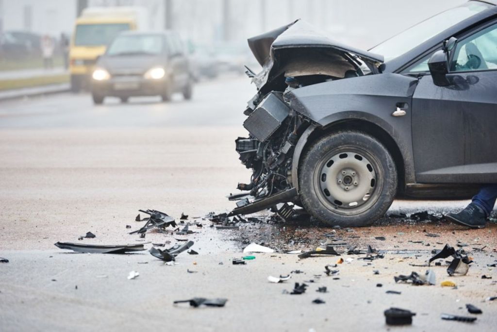 The Role of a Car Accident Lawyer in The Claims Process 3 1200x 1