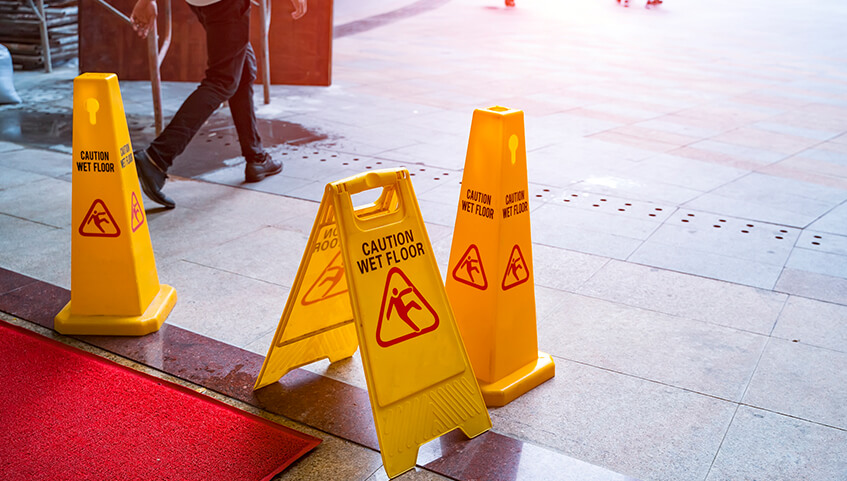 The Role of Proper Lighting in Preventing Slip and Fall Accidents 4 Slip Fall